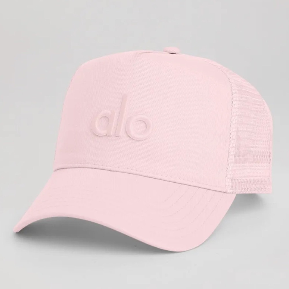Alo Yoga District Trucker Hat Powder Pink